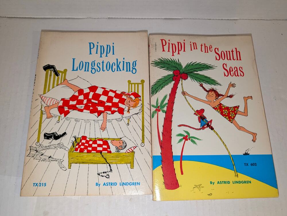 2 Vintage Pippi Longstocking PB Books 1959 1973 Scholastic
